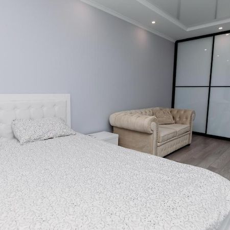 Затишна Квартира Apartment Ternopil Exterior photo