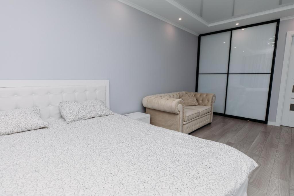 Затишна Квартира Apartment Ternopil Exterior photo